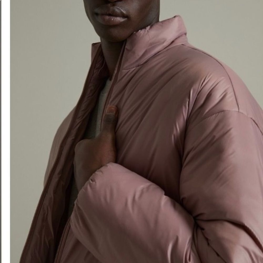 Standard Cloth Channeless puffer jacket - Picture 3 of 6